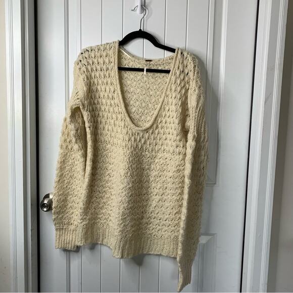Free People cream wool open knit sweater crashing wave blogger favorite‎ XS - Picture 3 of 7